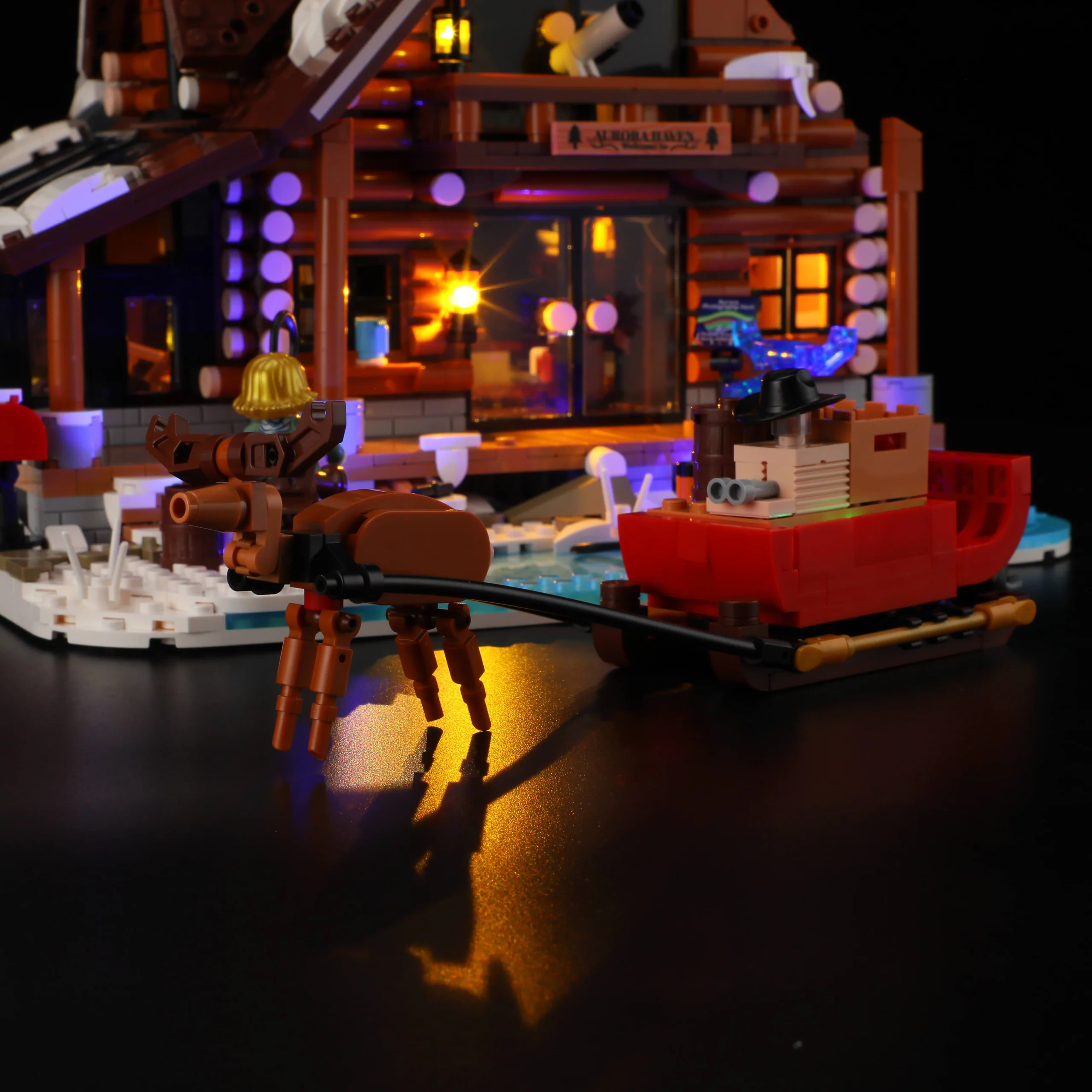 Aurora Cabin Nordic Building Set with Glass Observatory