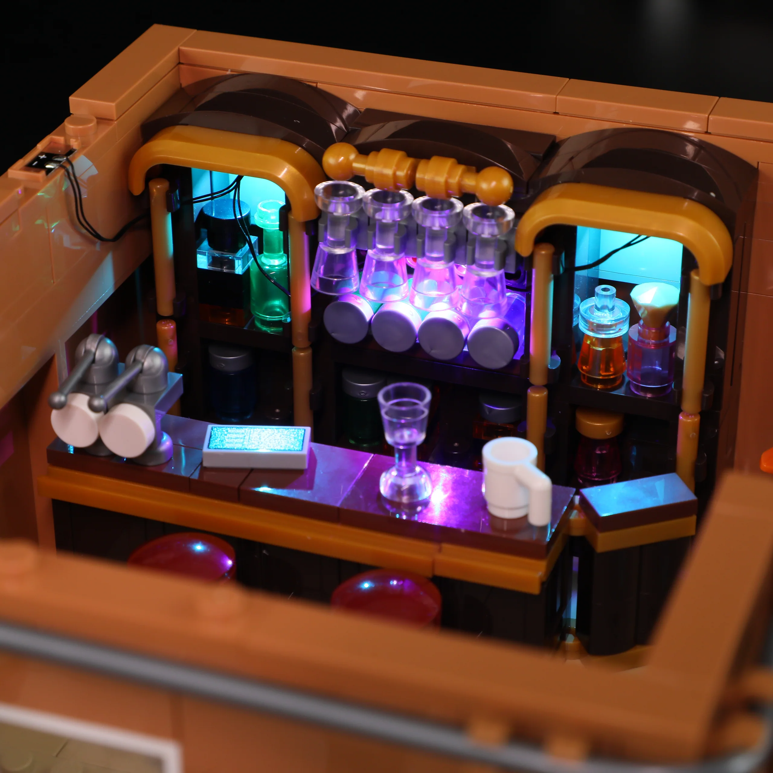Twilight Motel Retro Neon Building Set with 22 LED Lights