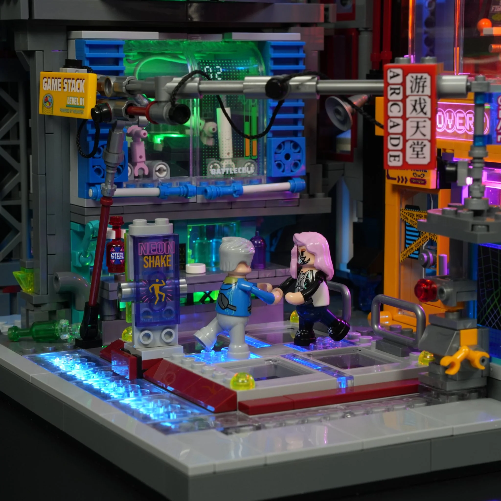Game Stack L9095 Cyberpunk Entertainment District Building Set with Neon Lights