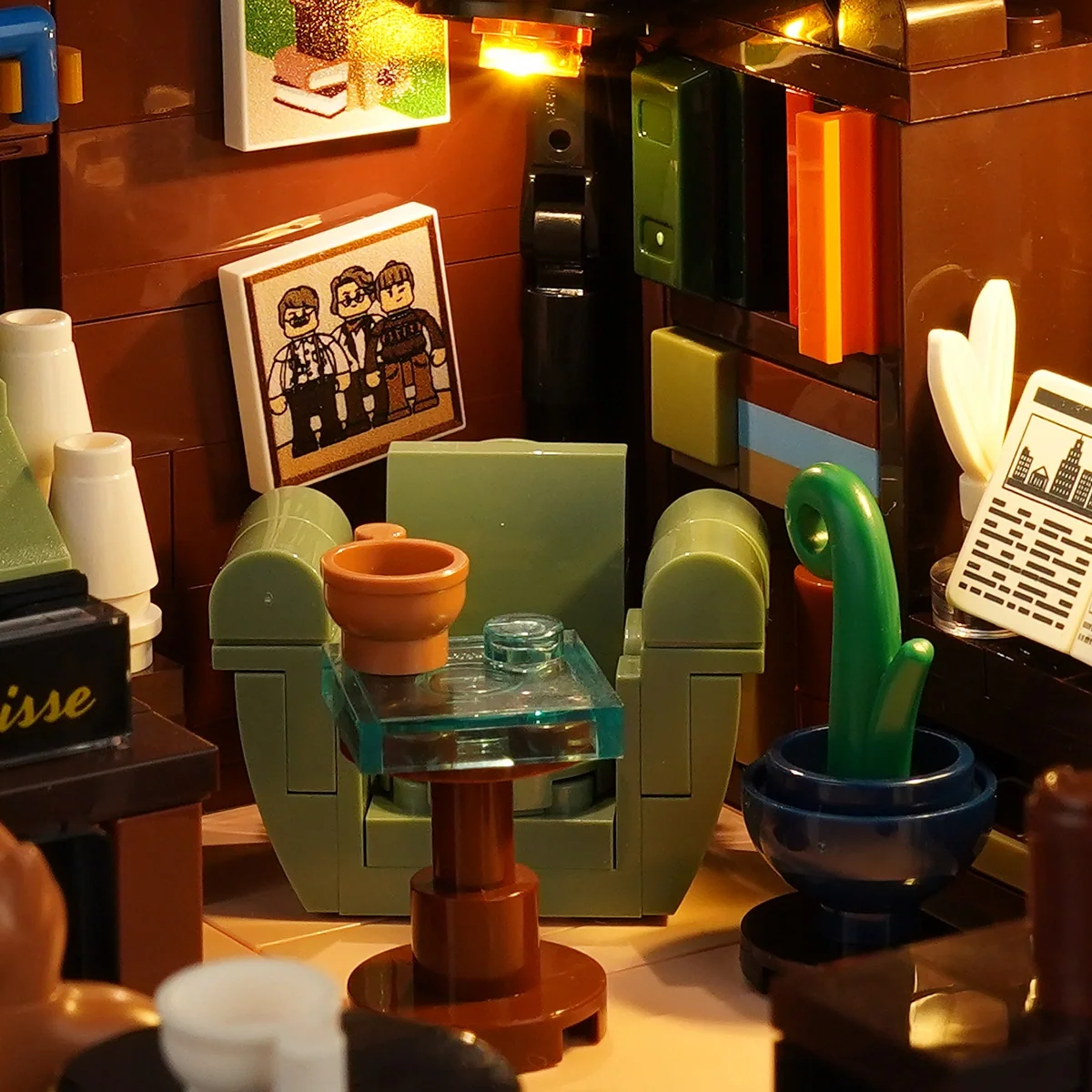 Book-Cafe Box Miniature Brick Set for Desks and Shelves