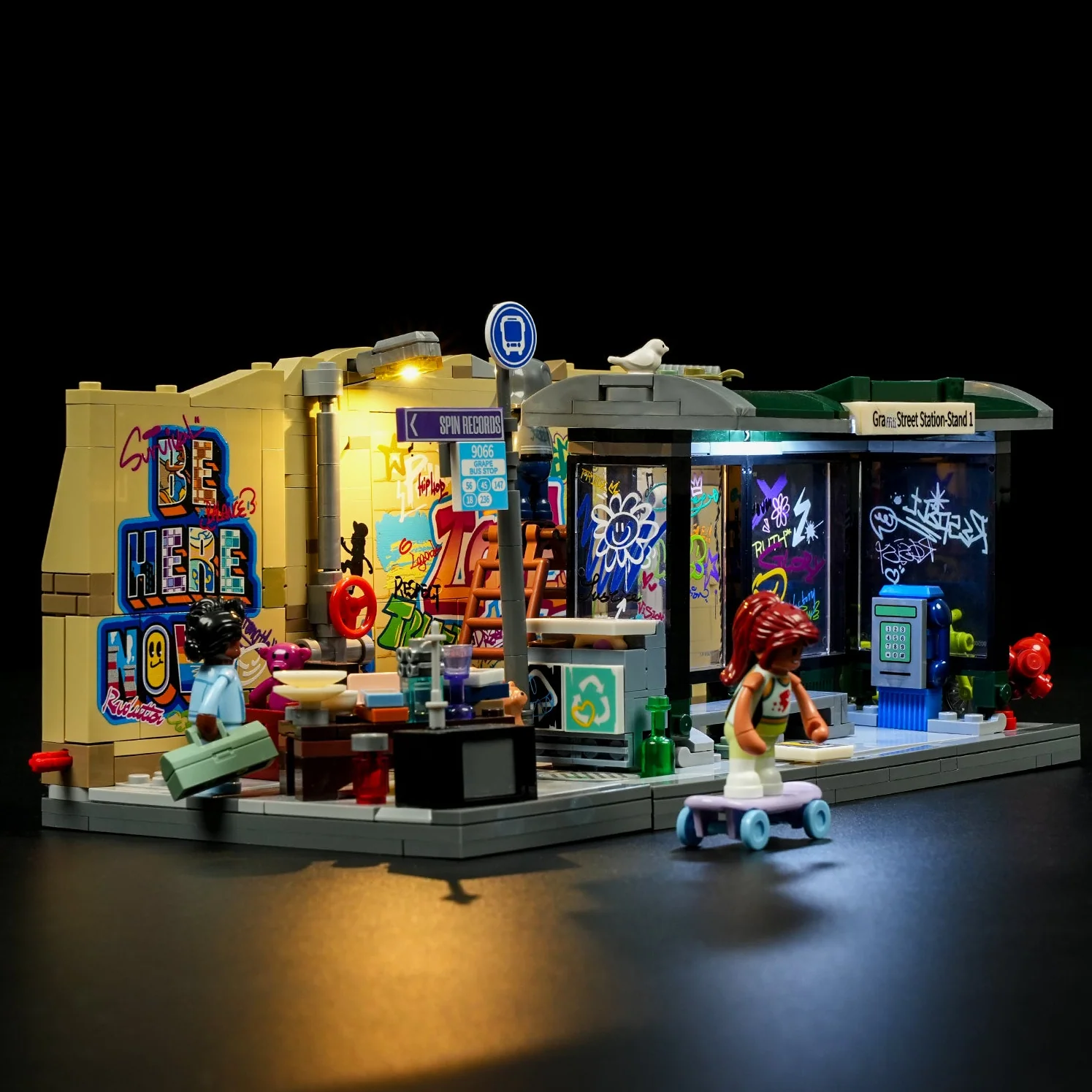 Graffiti Bus Stop 90s New York Street Building Set with LED Lights