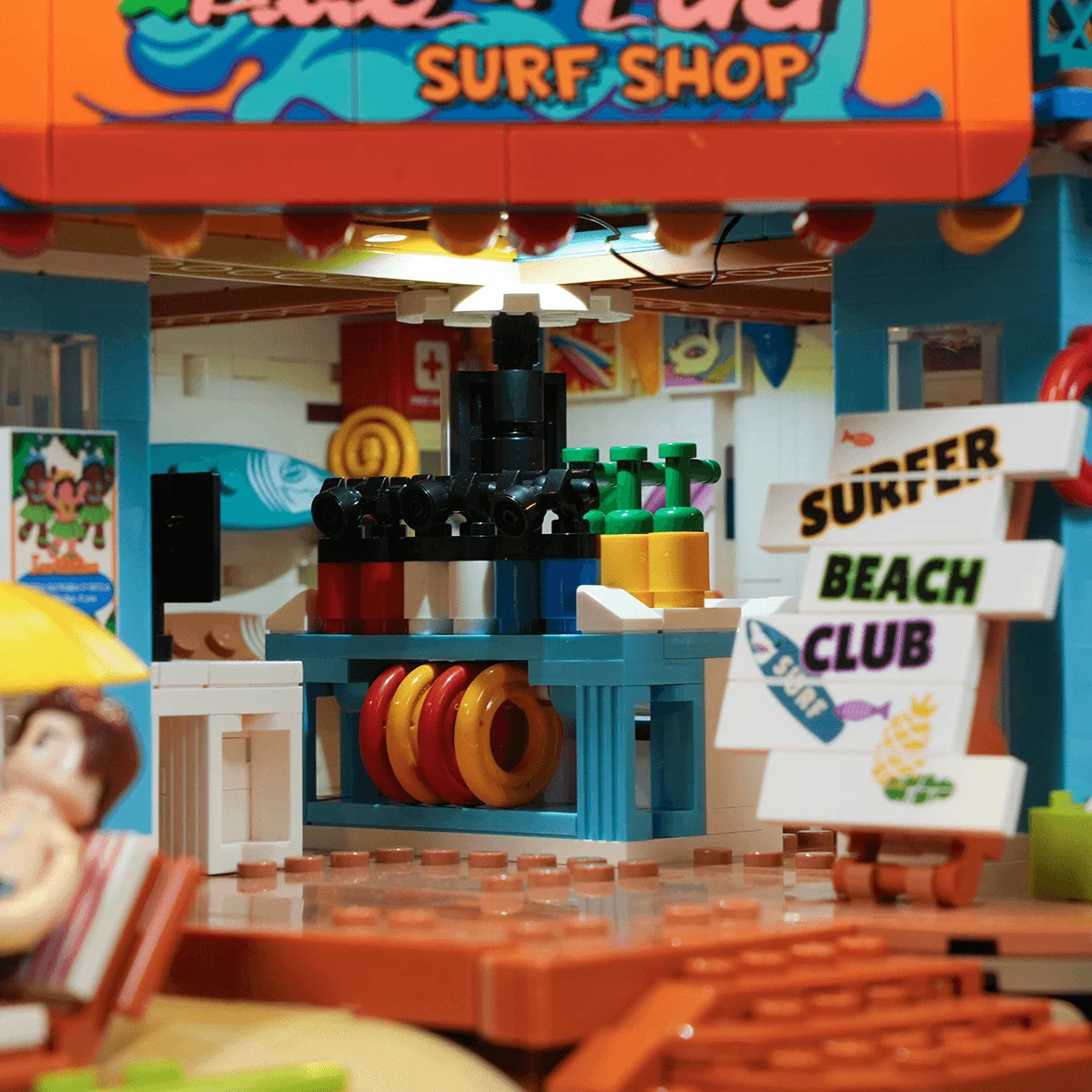 Lumibricks Surf Shop Beach Building Set with Stage and Lights