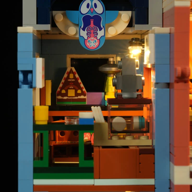 Toy Store L9100 Edwardian Street Building Set with Warm Lighting