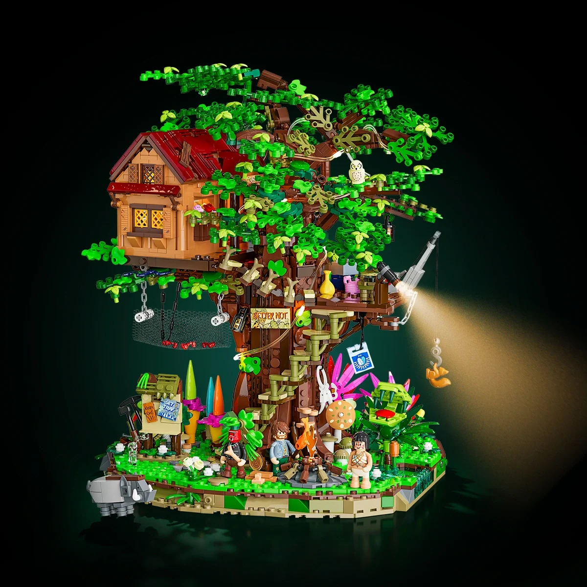 Explorer Treehouse Jungle Building Set with Lights