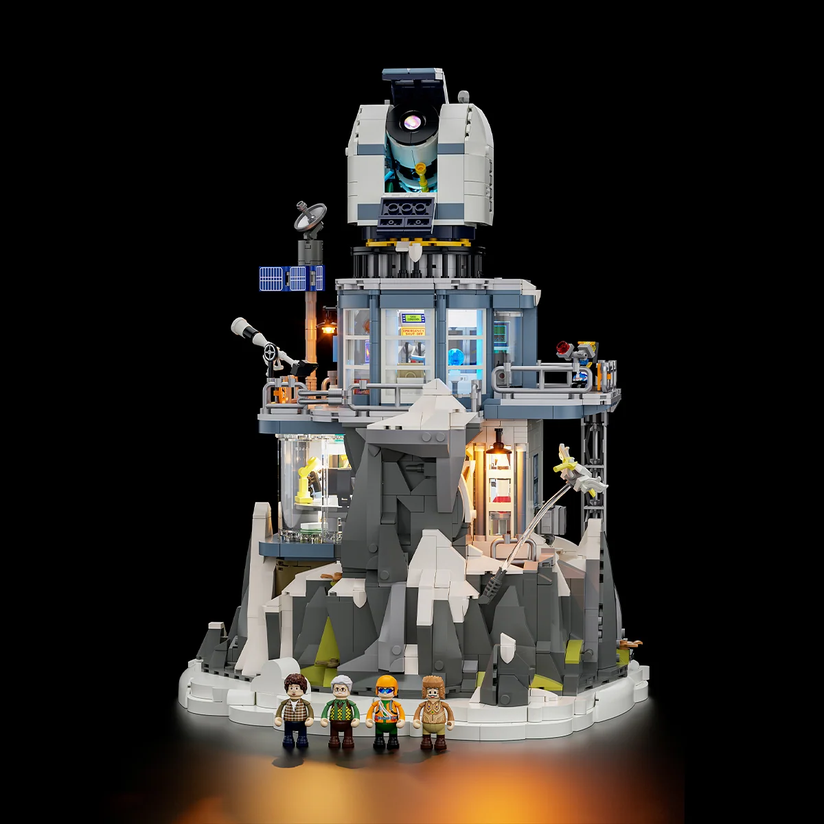 Alpine Observatory L9091 Light-Up Brick Build with Rotating Dome