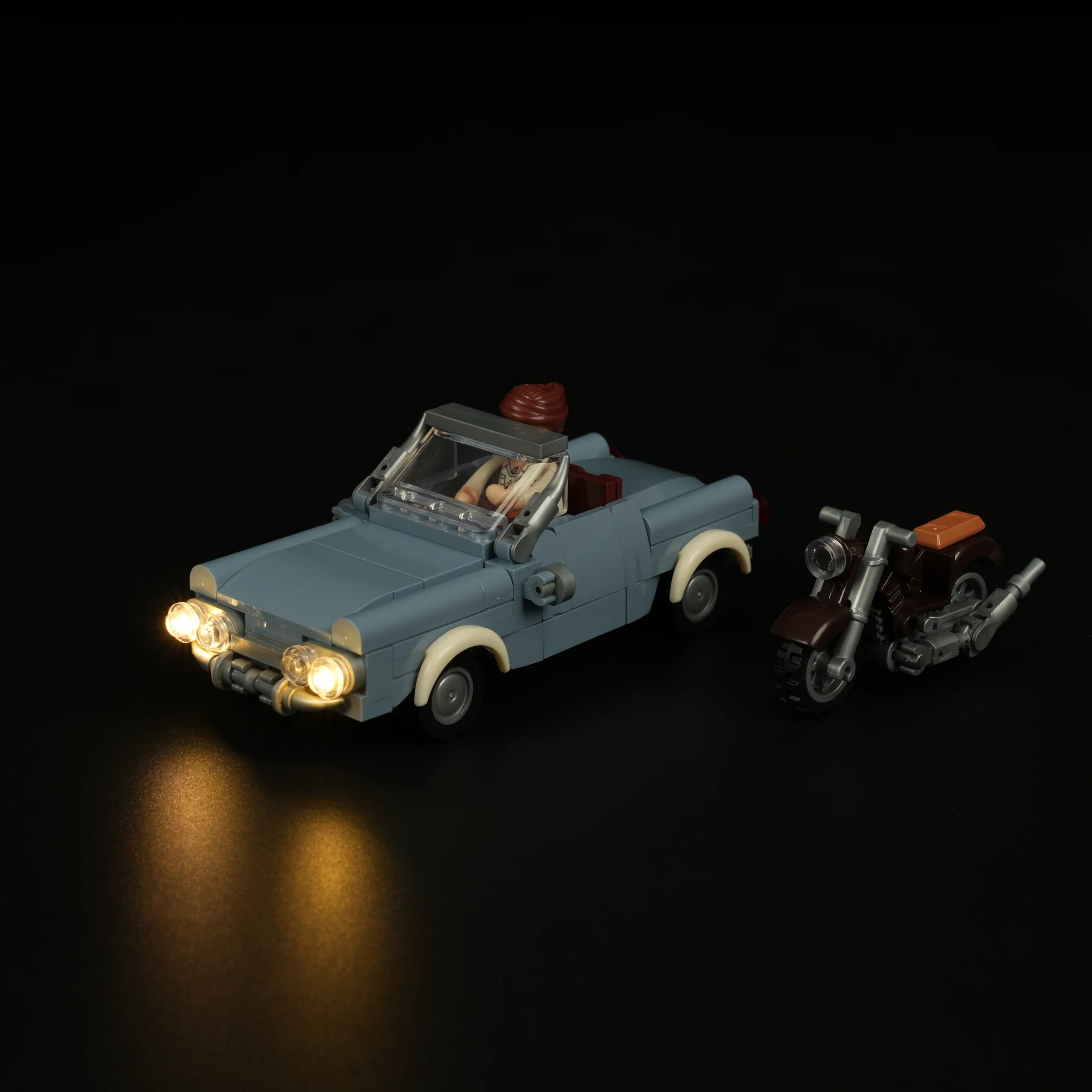 Retro 1960s Gas Station Building Set with LED Lights