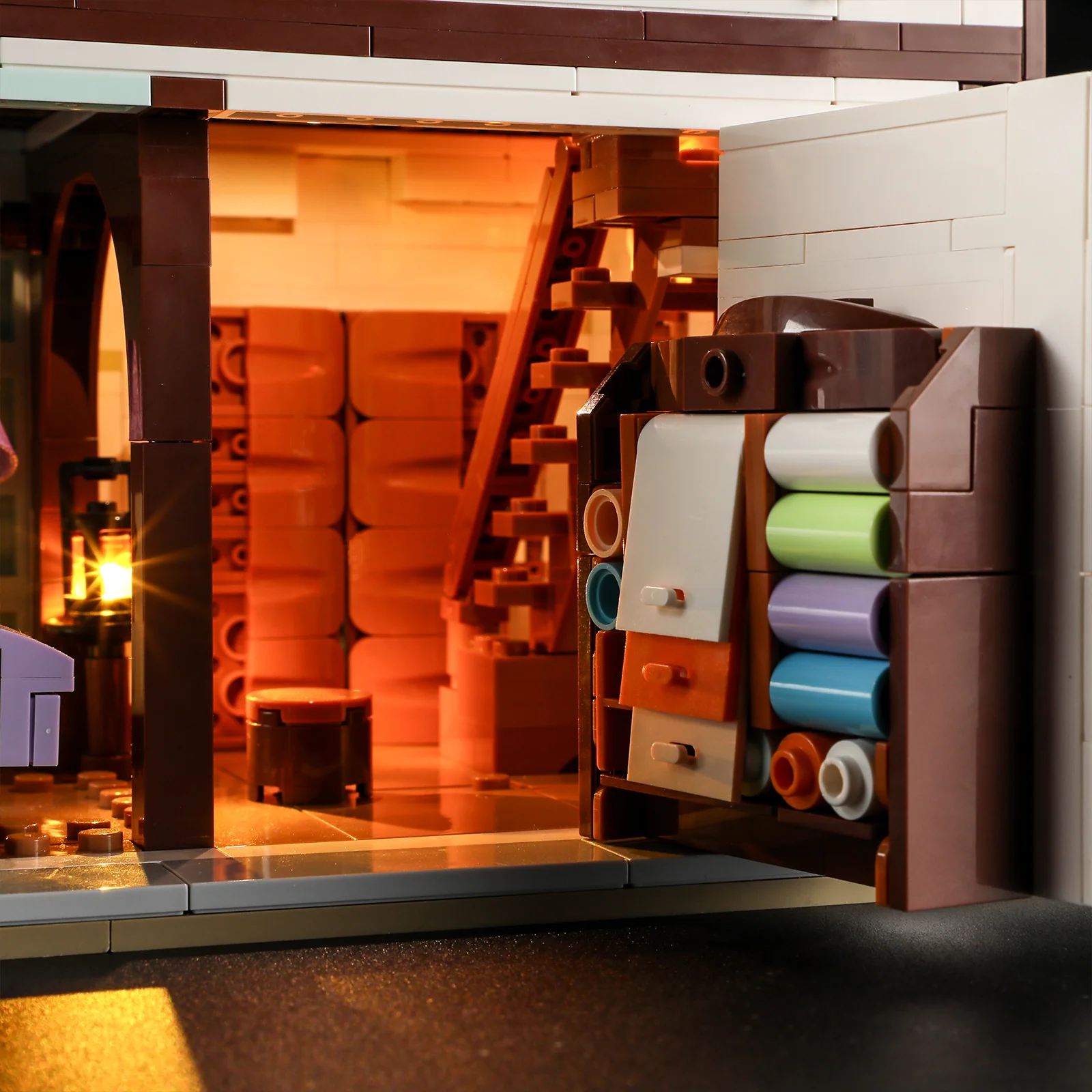 Medieval Tailor Shop Lighted Three-Floor Building Set