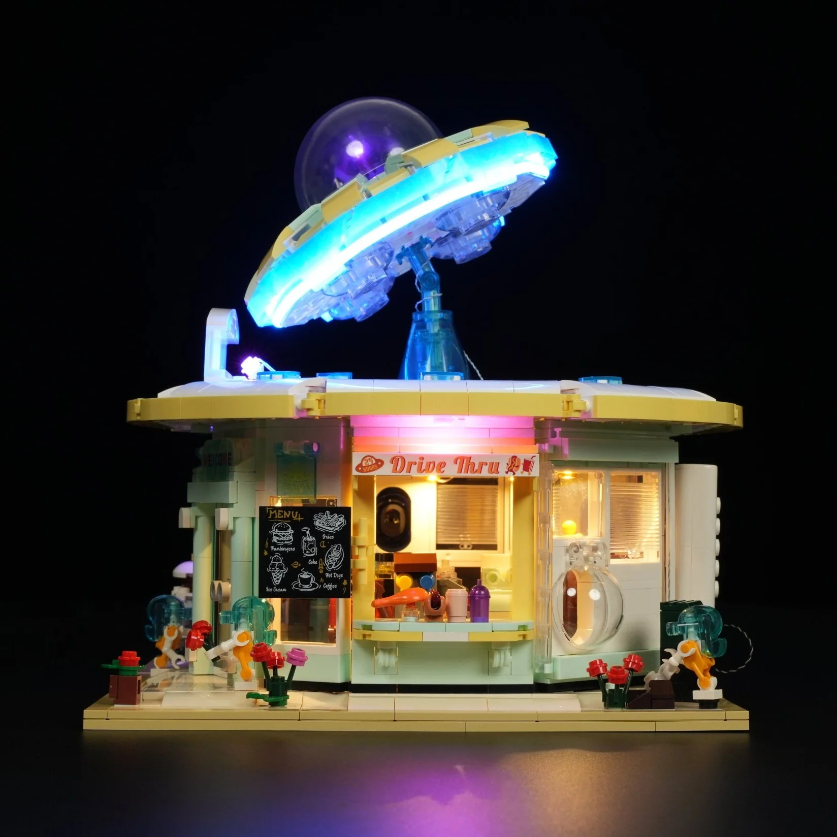 Interstellar Drive-In LED Building Set with Flying Saucer Diner
