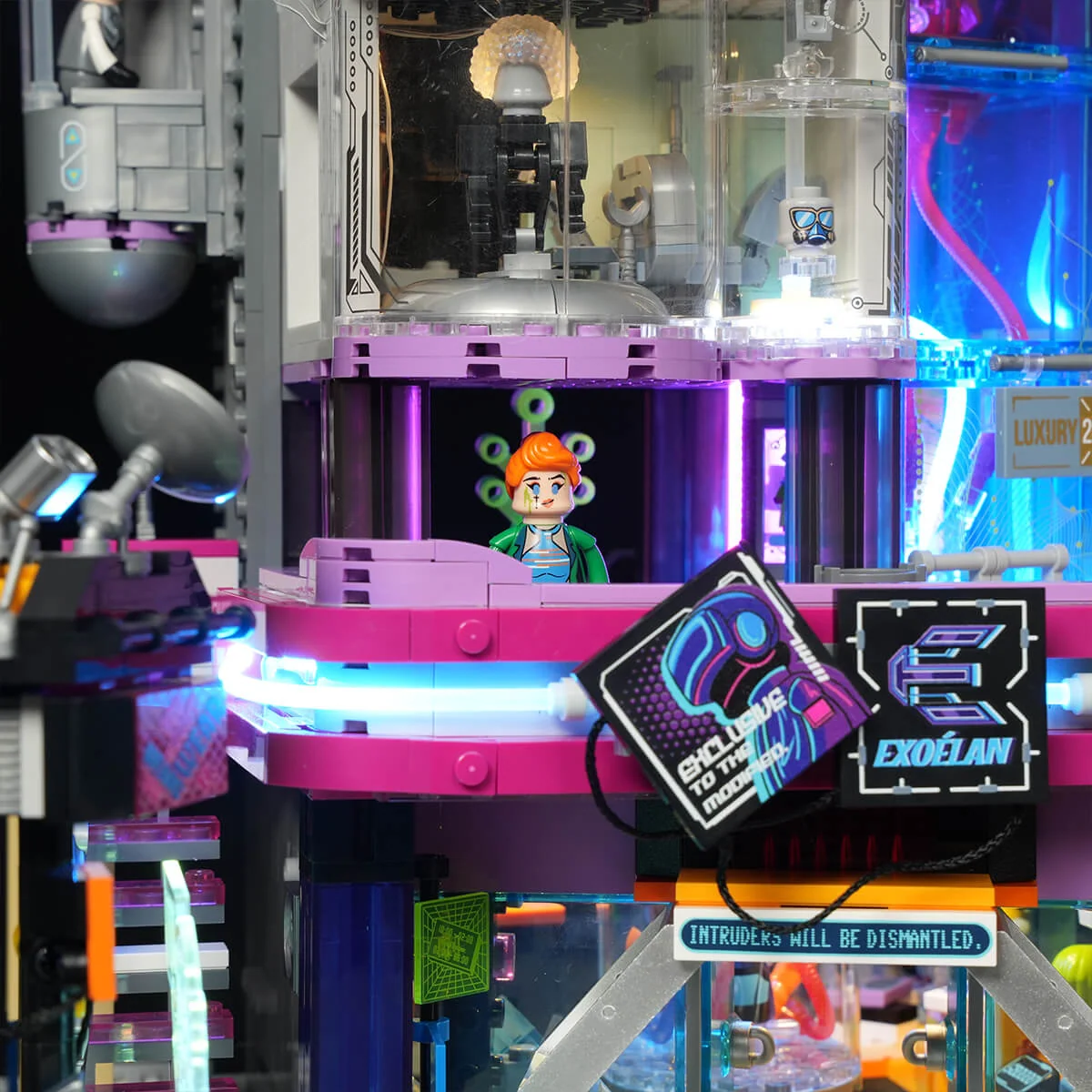 Cyber Couture Galleria Cyberpunk Lighted Building Set with Rooftop Runway