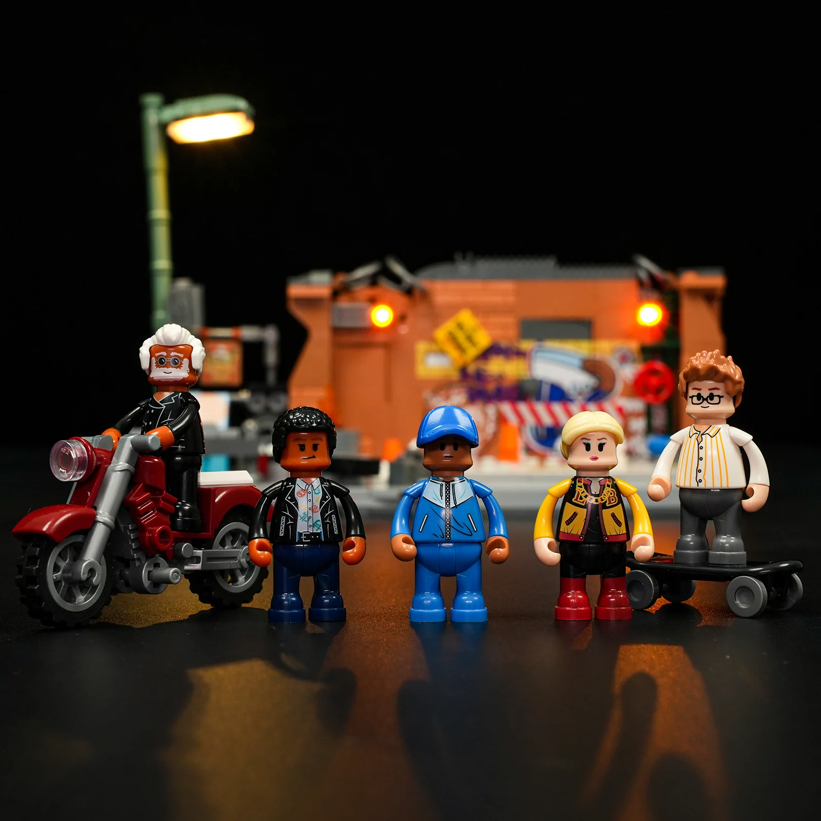 Underground Dance Battle Street Scene Set with 5 Figures