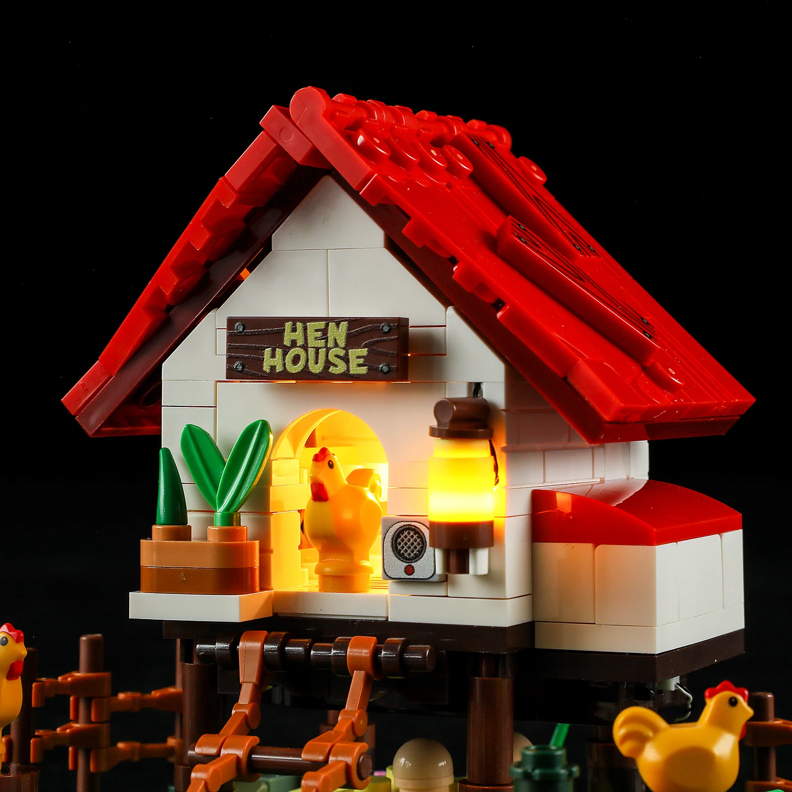 The Hen House Farm Building Set with Chickens and Lighting Kit