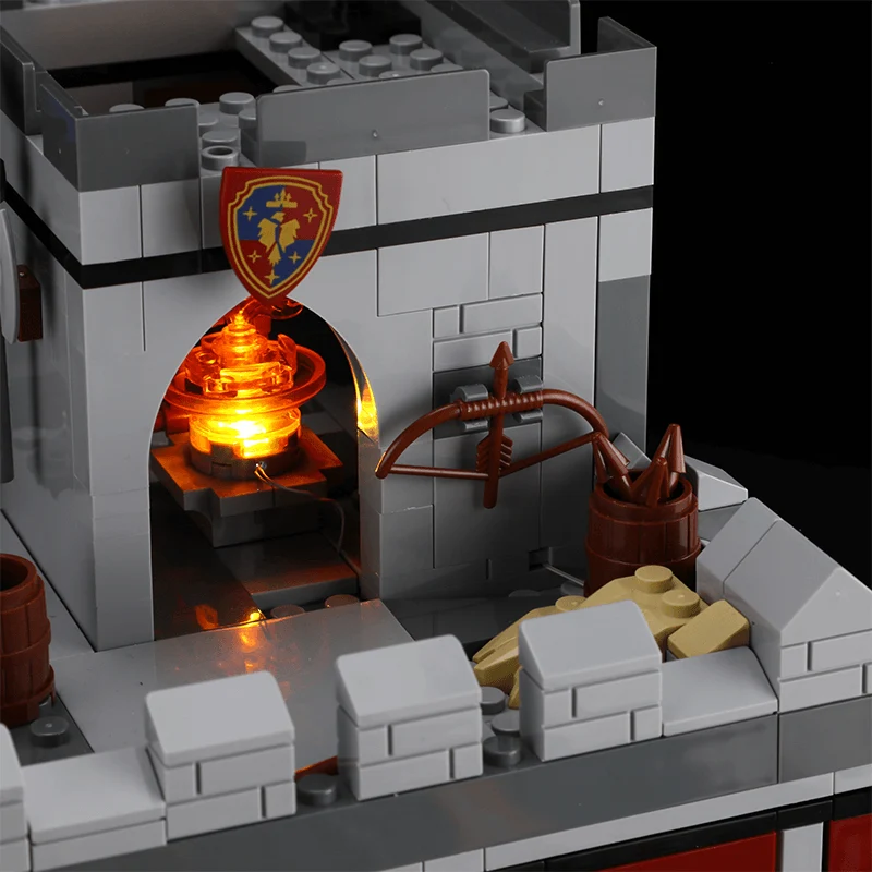 Castle Armory Medieval Building Set with Four Figures