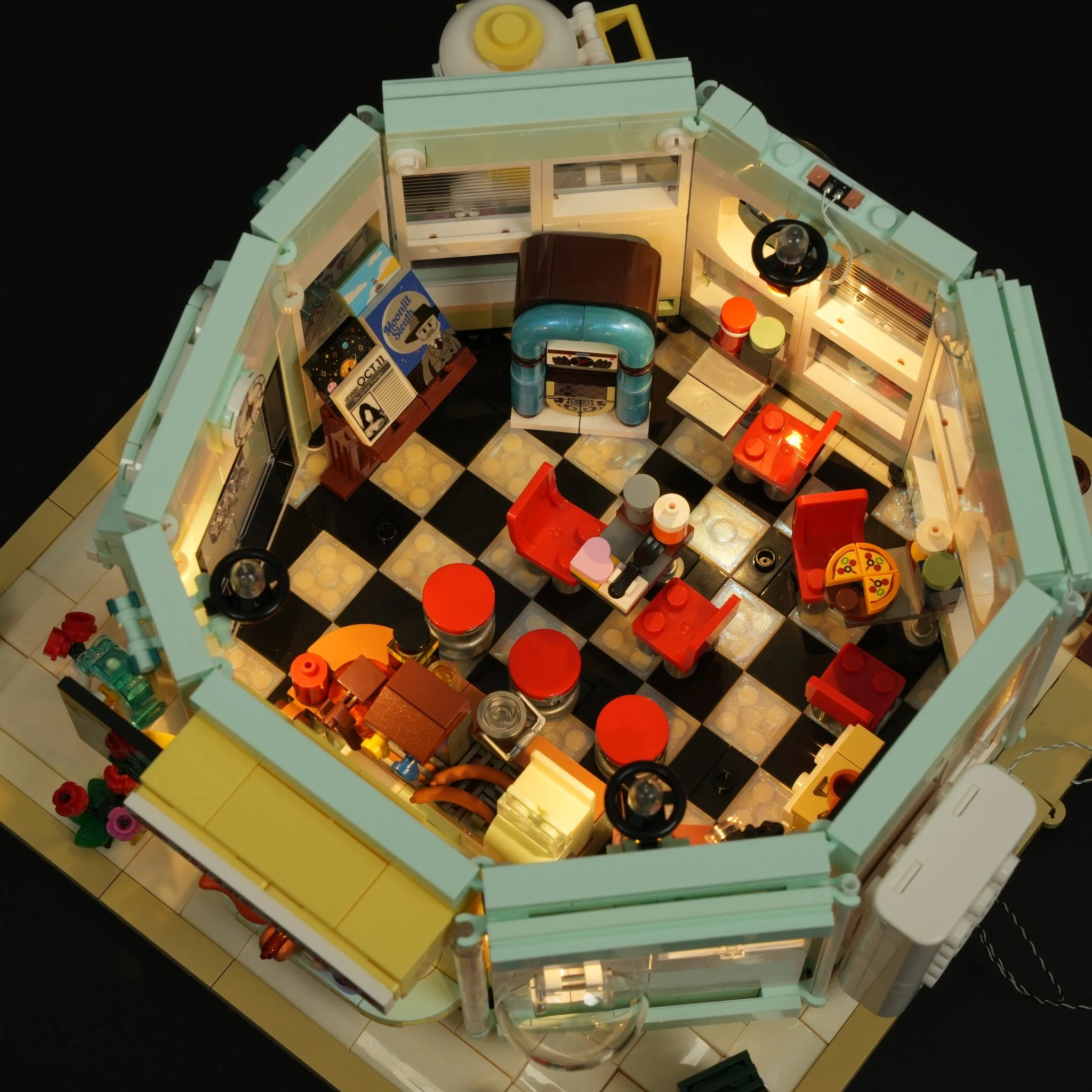 Interstellar Drive-In LED Building Set with Flying Saucer Diner