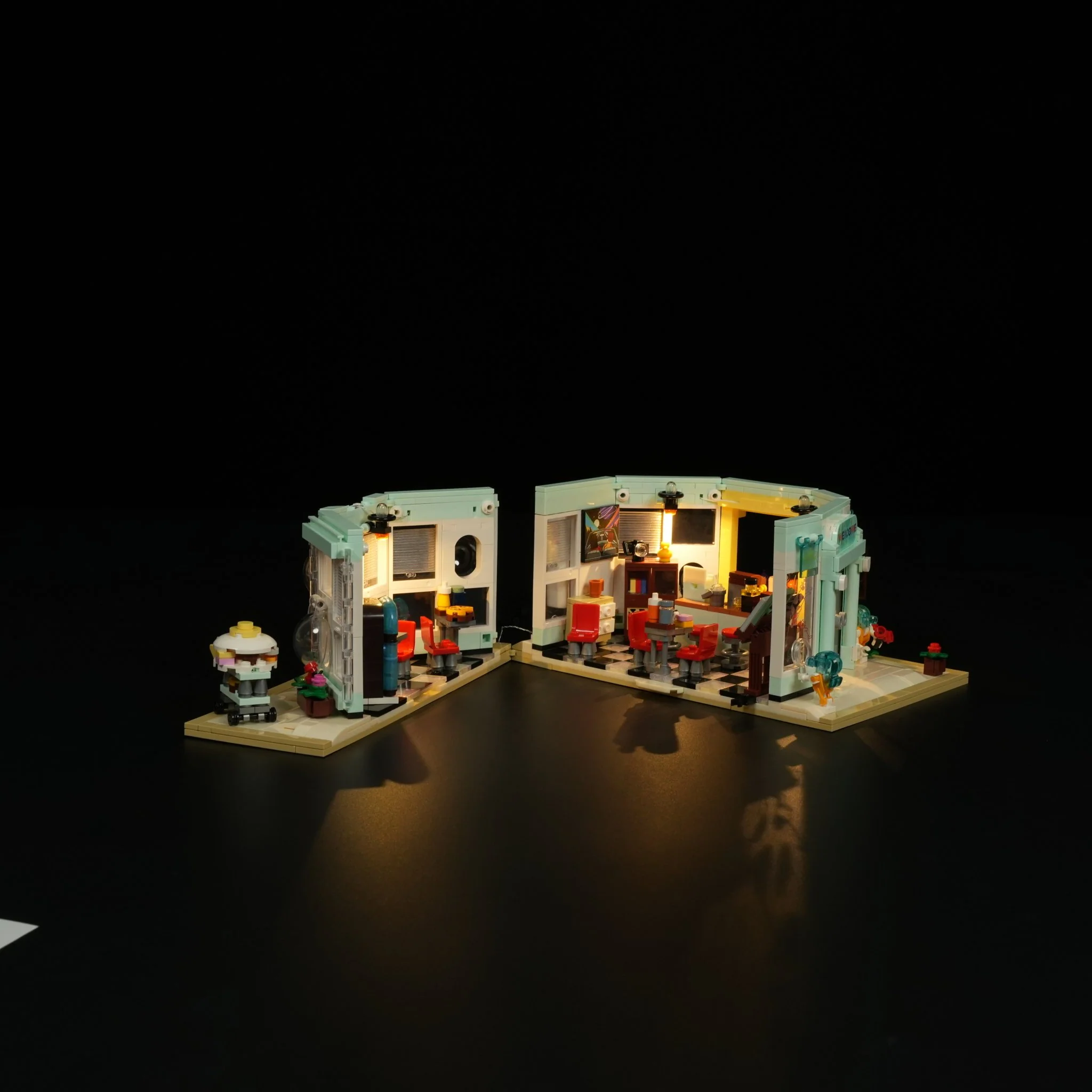 Interstellar Drive-In LED Building Set with Flying Saucer Diner
