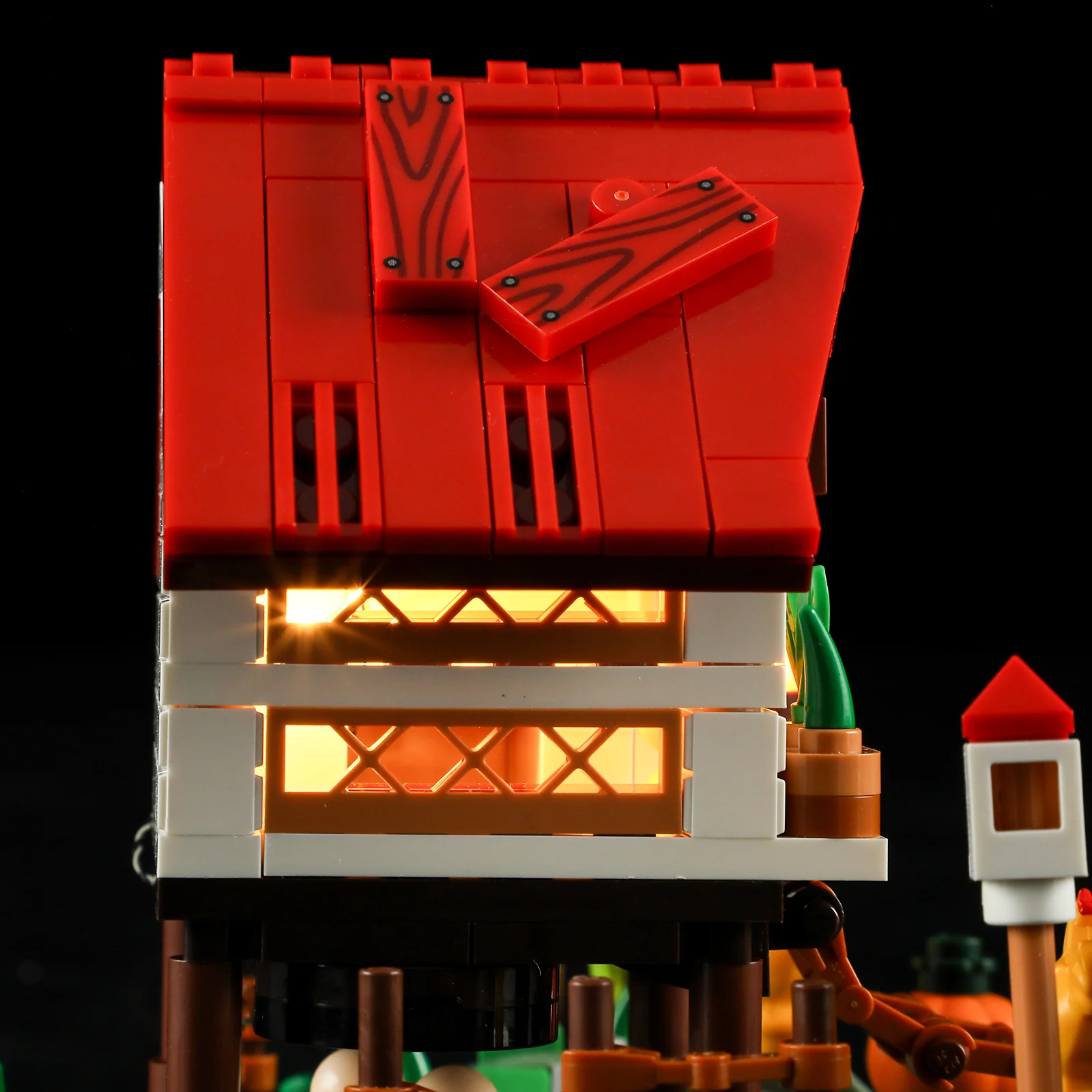 The Hen House Farm Building Set with Chickens and Lighting Kit