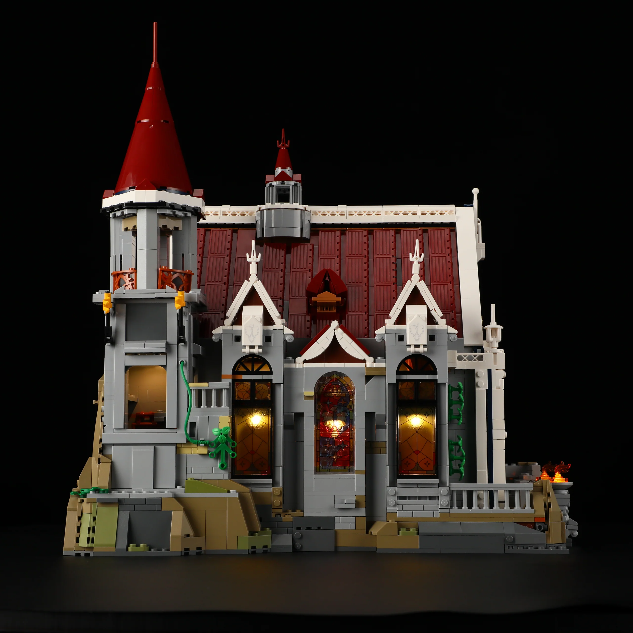 Castle Banquet Hall L9071 Medieval Brick Build with Stained Glass Lights