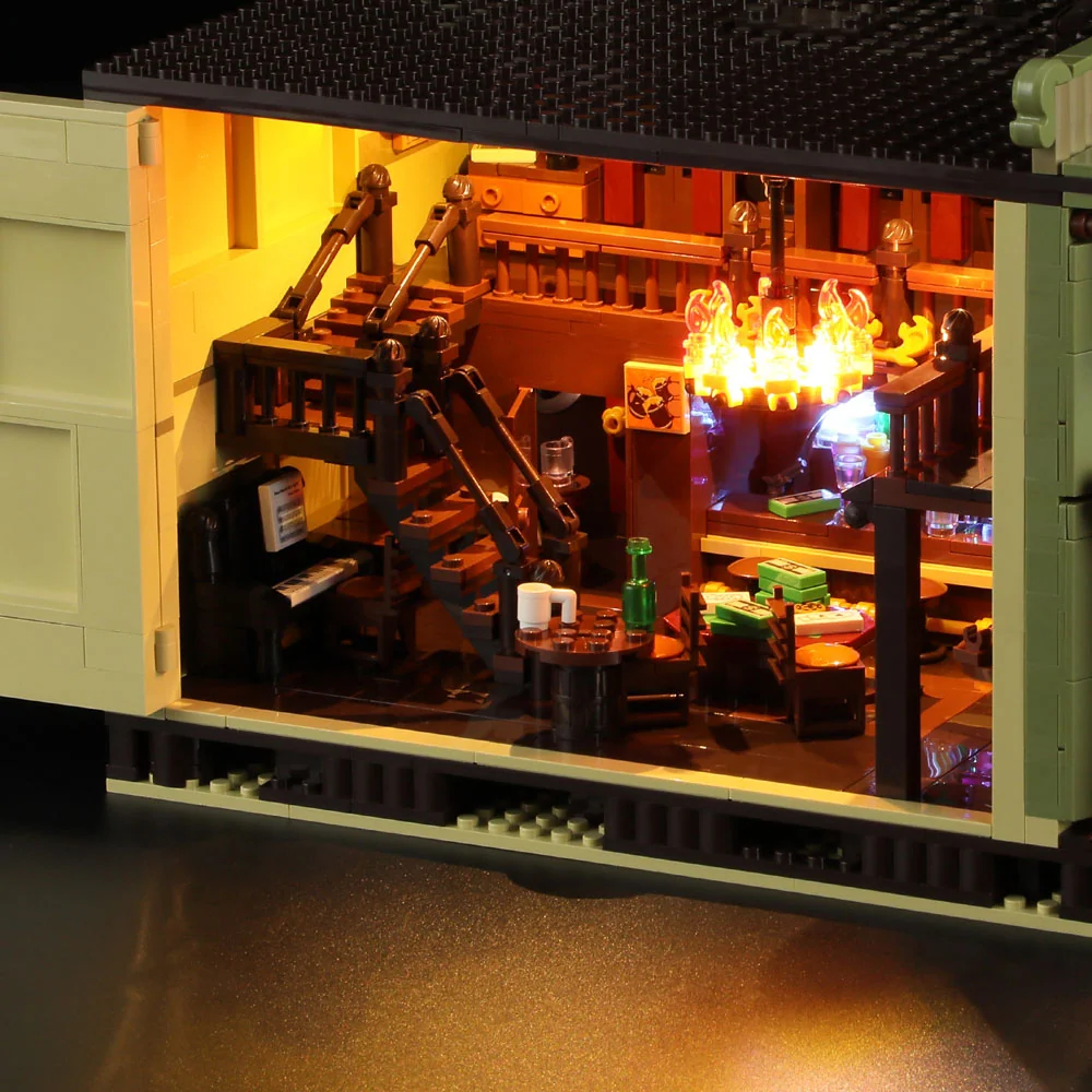 Western Saloon Building Block Set with 3 Minifigures and Lights
