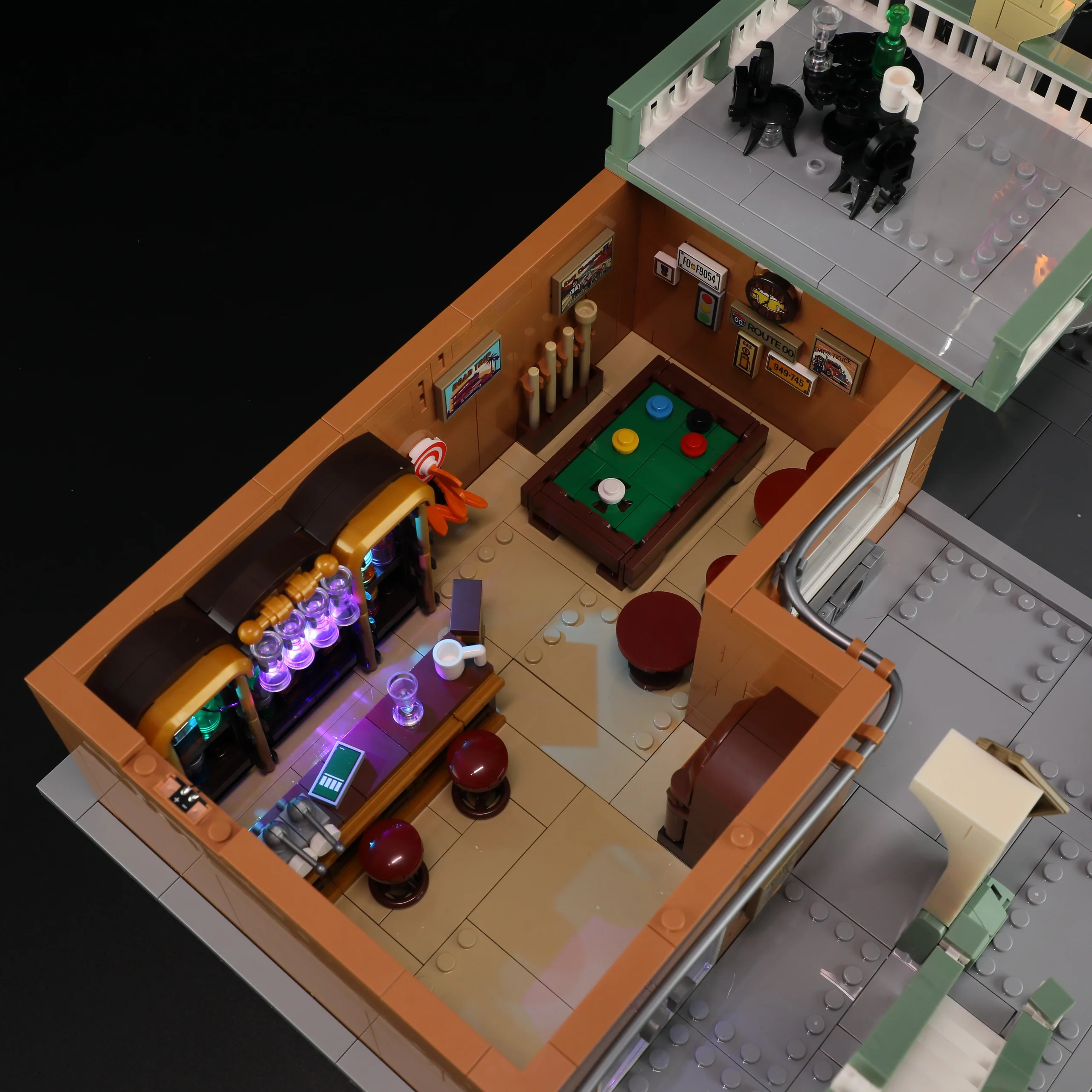 Twilight Motel Retro Neon Building Set with 22 LED Lights
