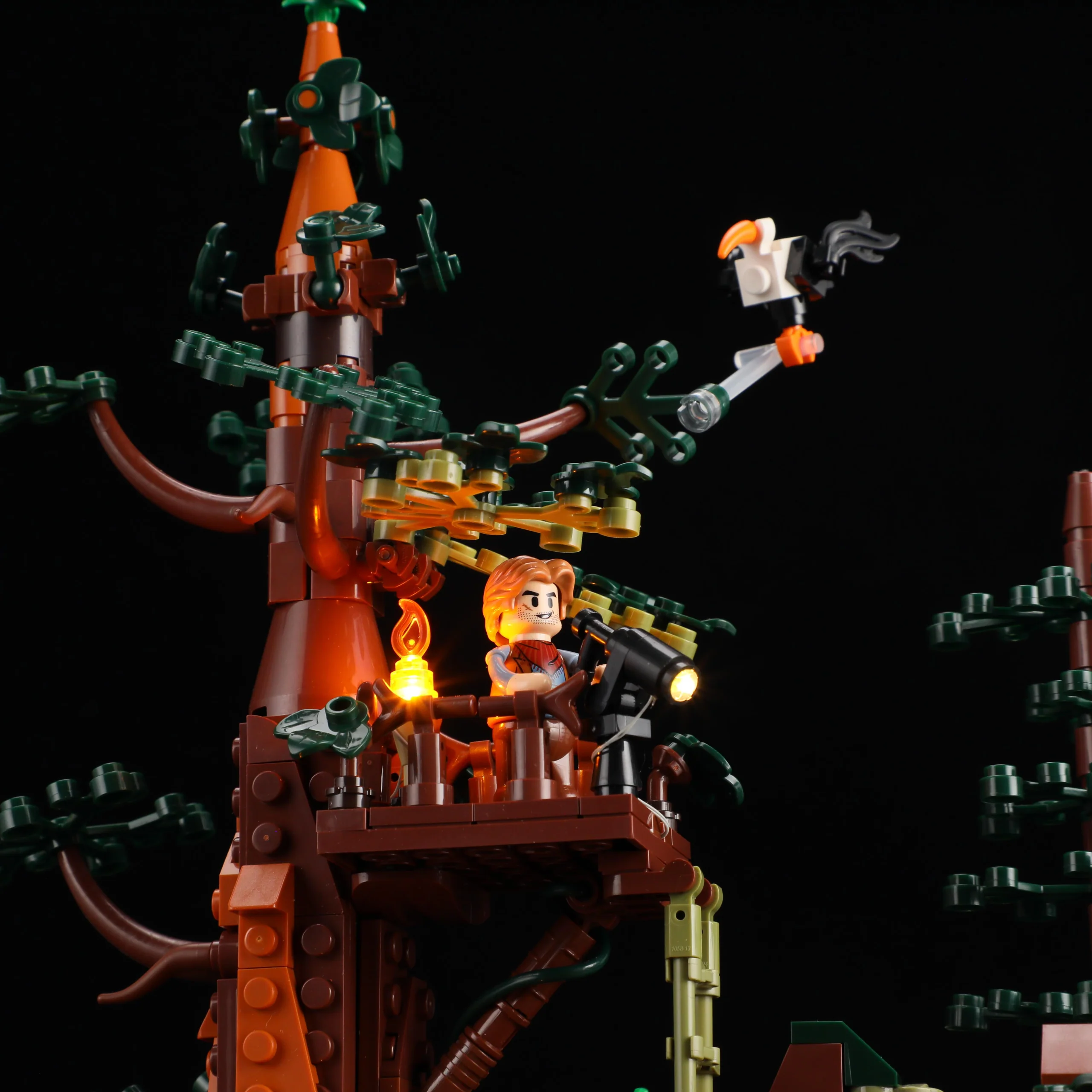 Sequoia Bandit Camp Old West Building Set with 7 LED Lights