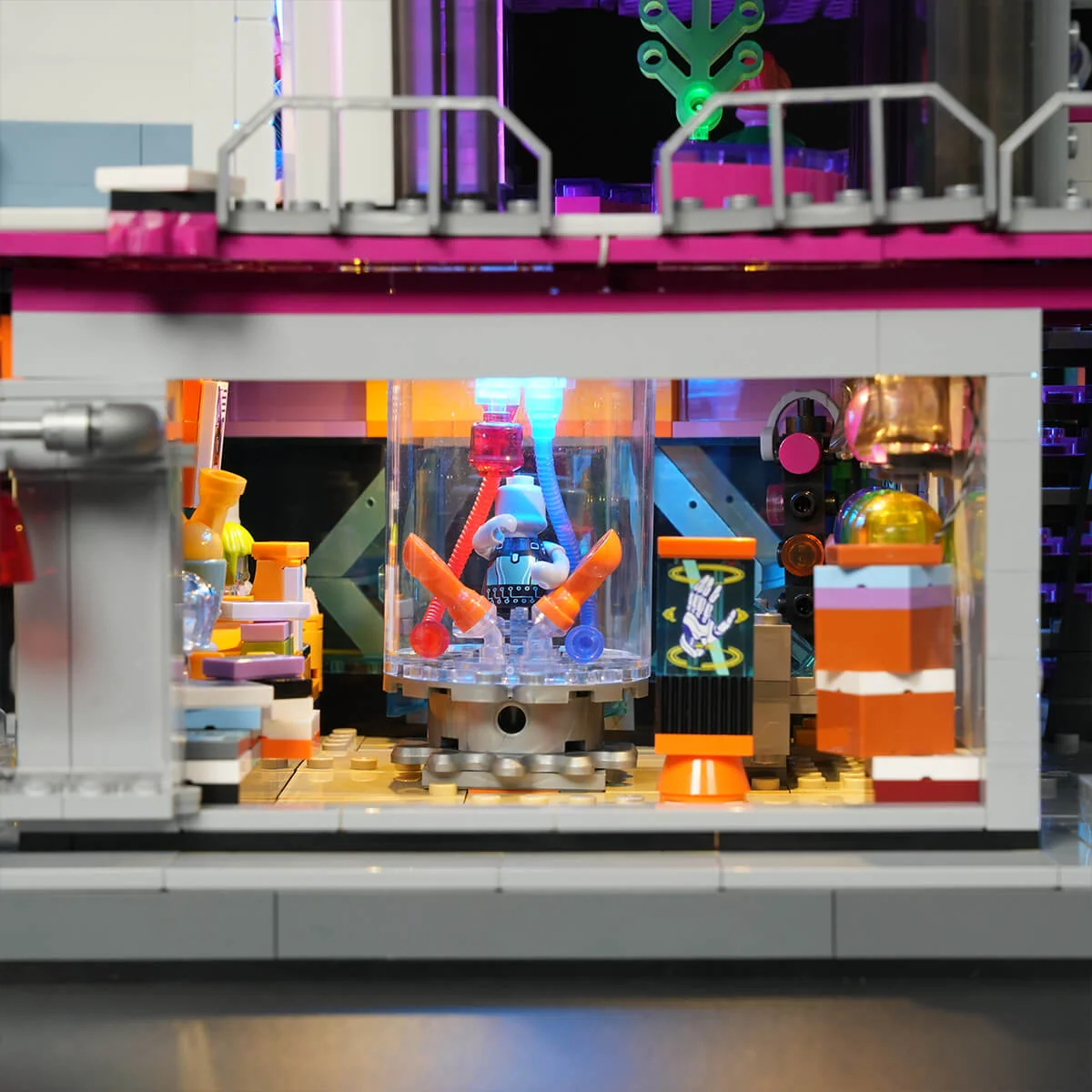 Cyber Couture Galleria Cyberpunk Lighted Building Set with Rooftop Runway