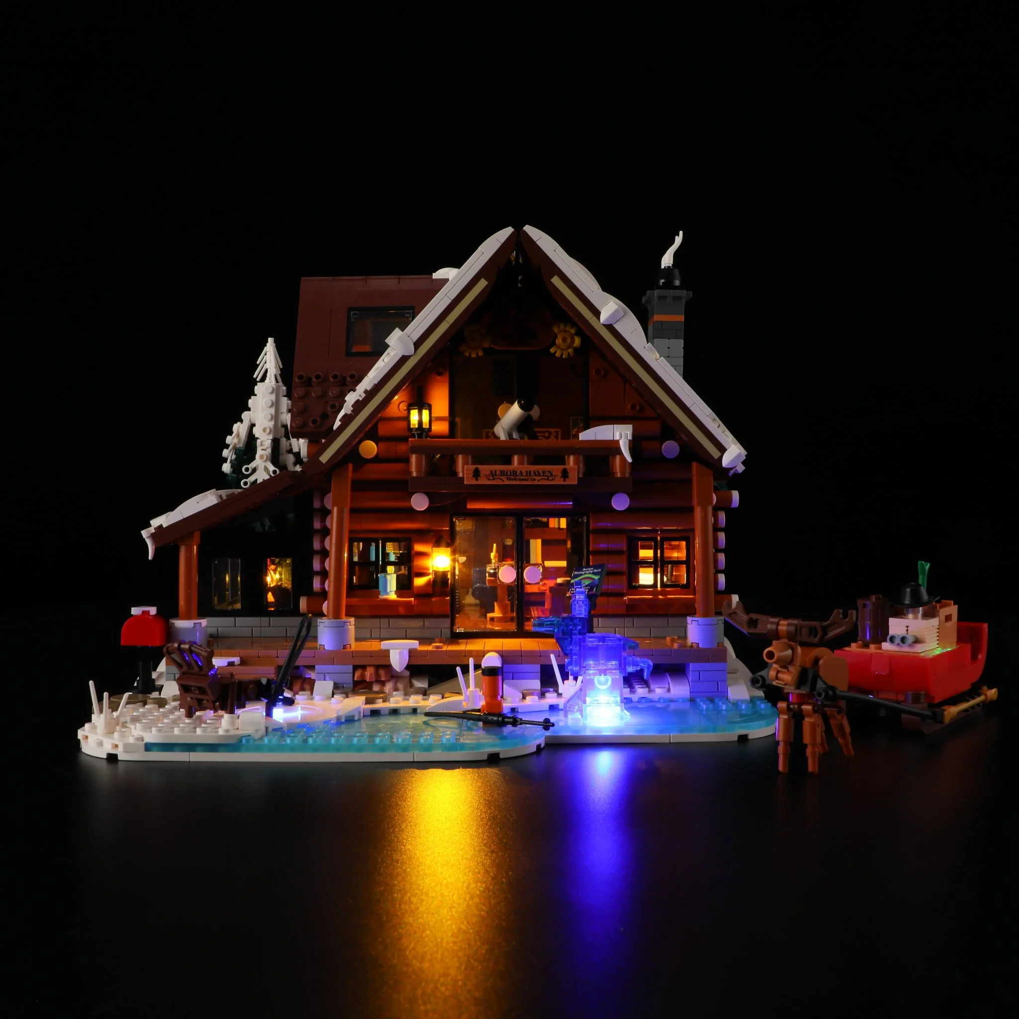 Aurora Cabin Nordic Building Set with Glass Observatory