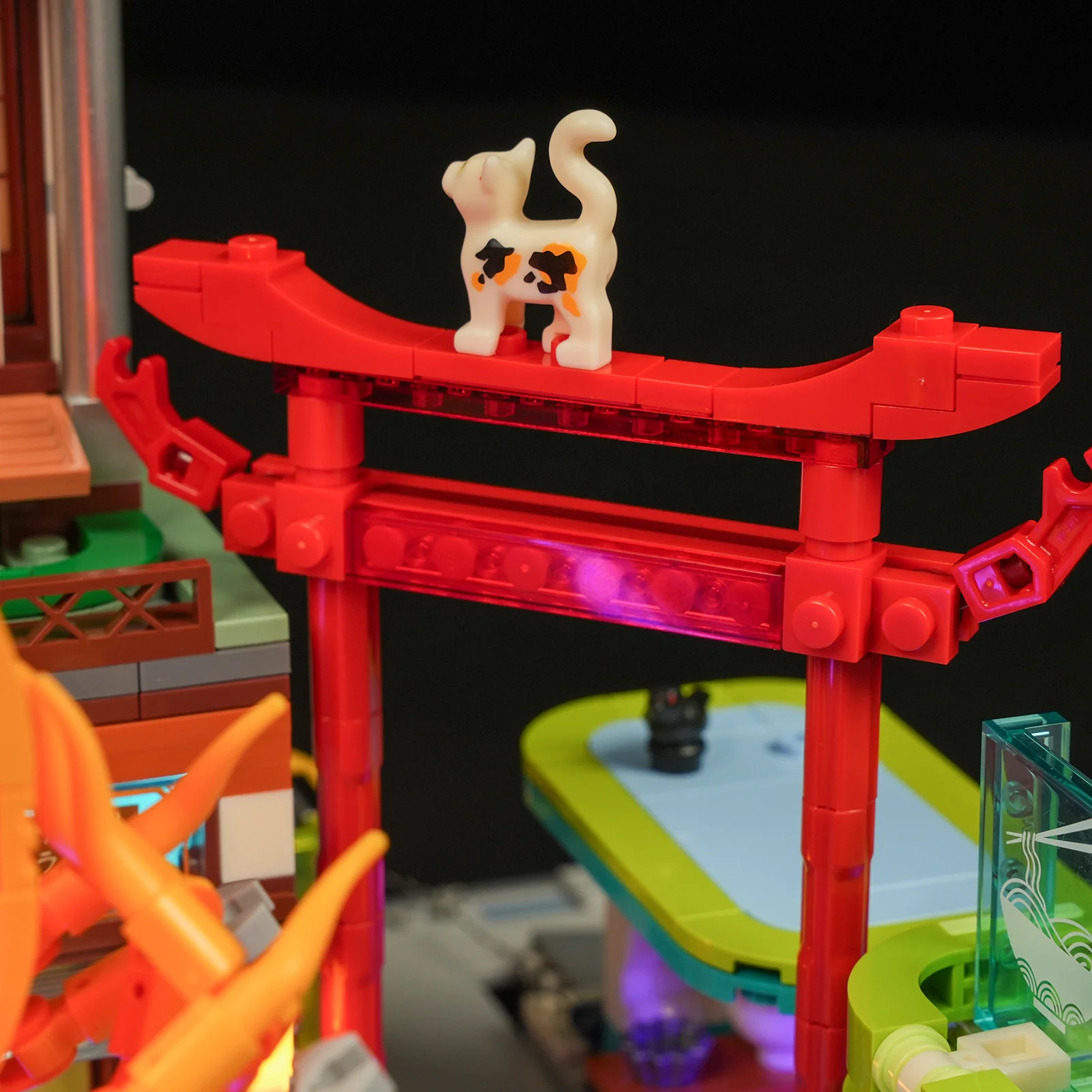 Izakaya Cyberpunk Building Set with 20 LED Lights