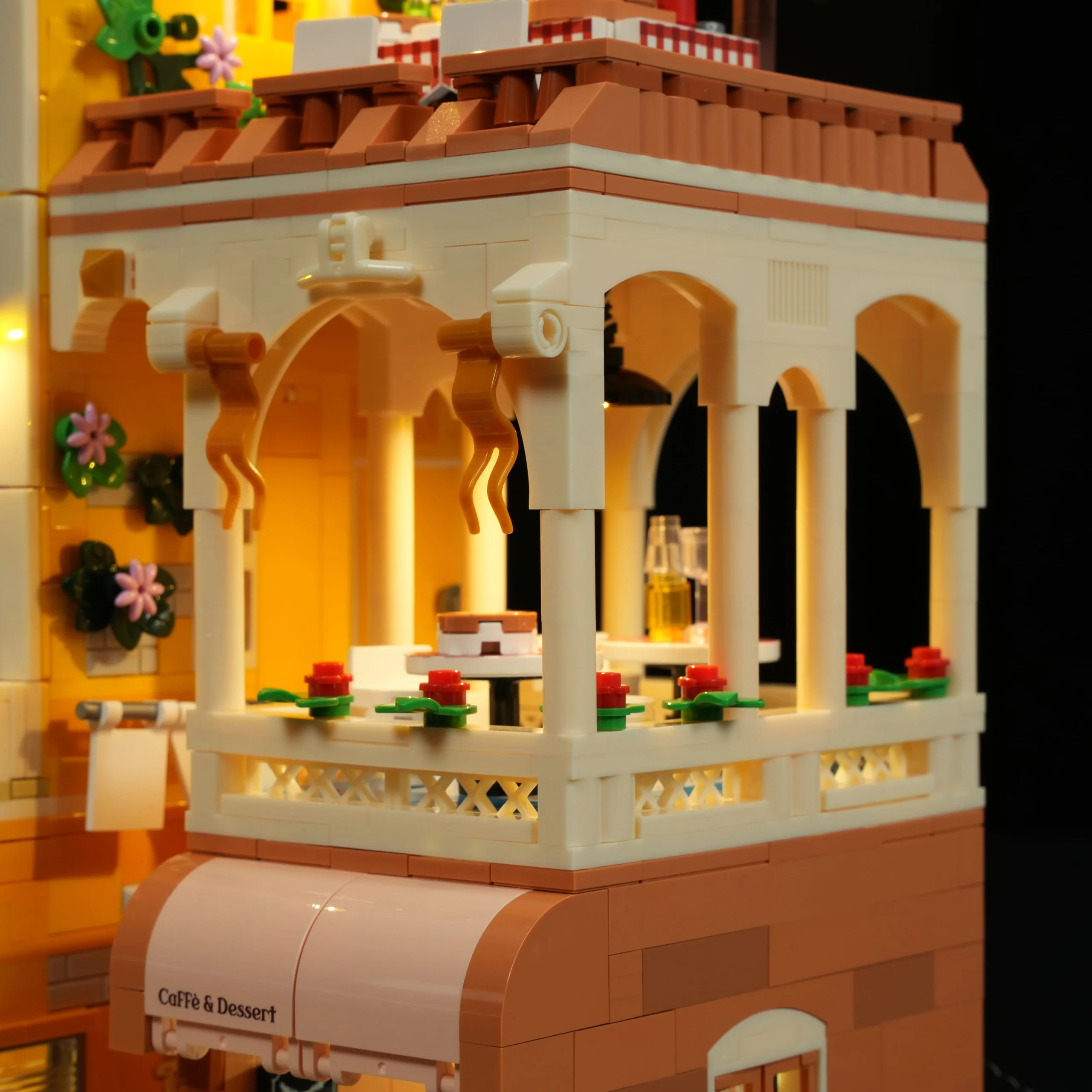Italian Homestyle Restaurant Modular Street Building Set for Display