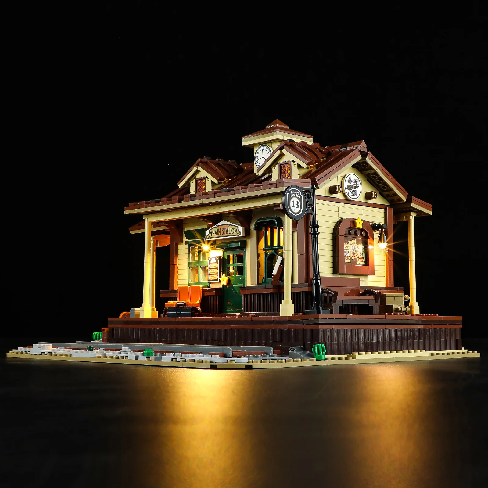 West Train Station 1974-Piece Wild West Building Set with Lights