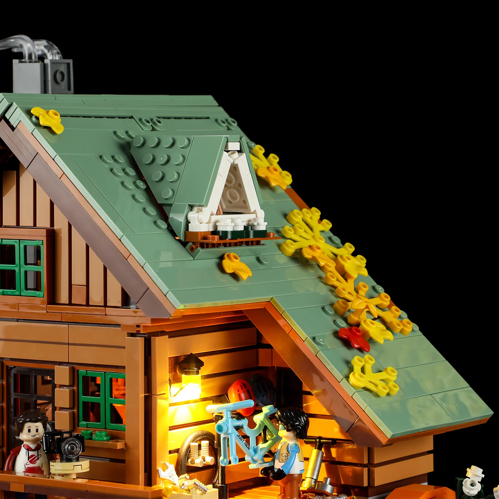 Mountain Cabin Building Set with Detachable Floors and Lighting