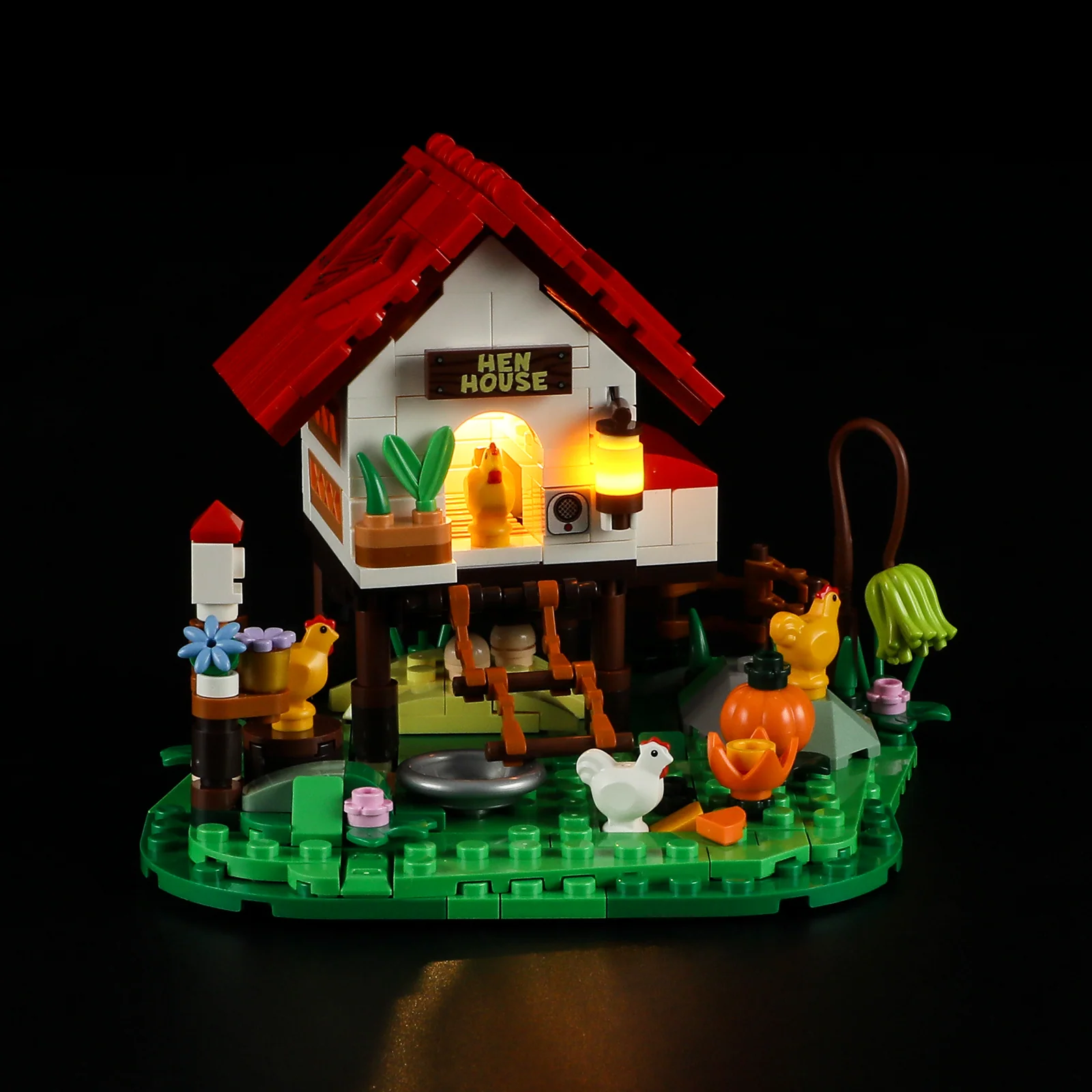 The Hen House Farm Building Set with Chickens and Lighting Kit