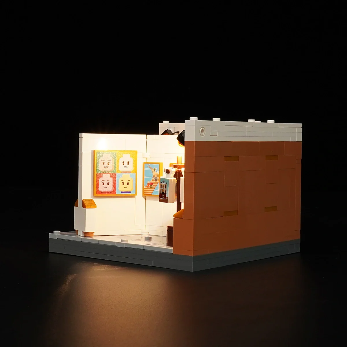 Brick Art Gallery Box 16 x 16 Museum Building Set with Lights